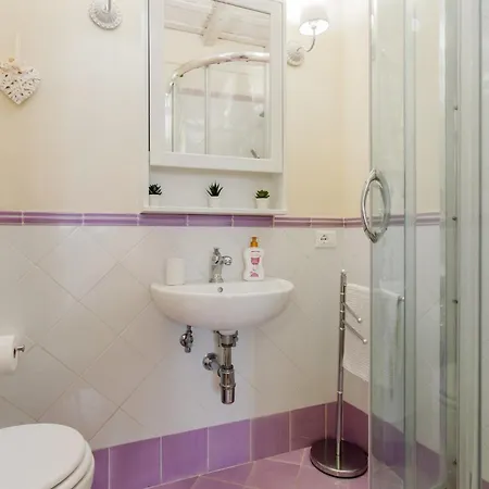 Guesthost - The Sun Of Apartment *